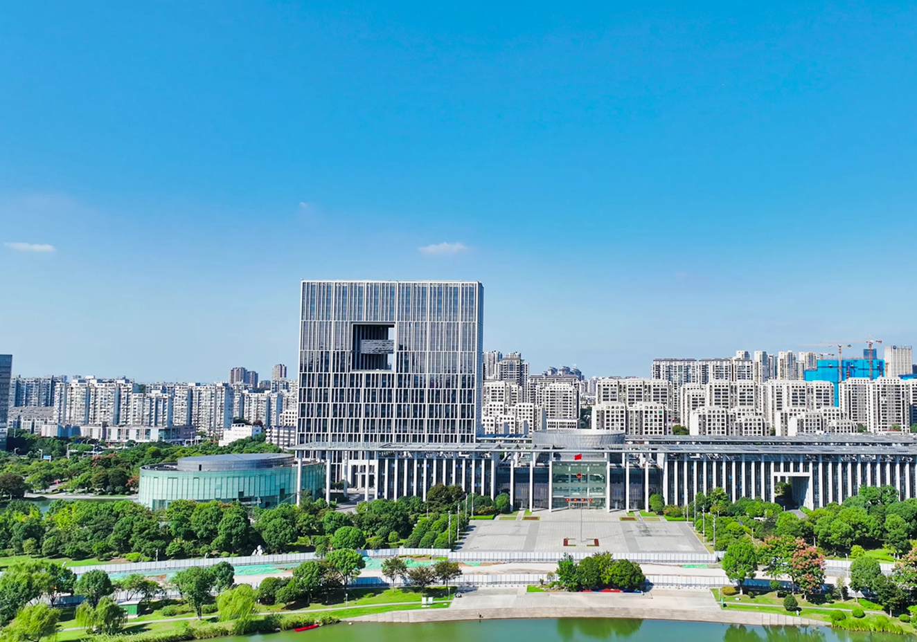 镇江市政府